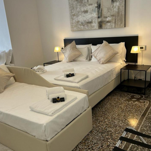 PHOTO-2023-10-14-19-46-46 (2).jpg